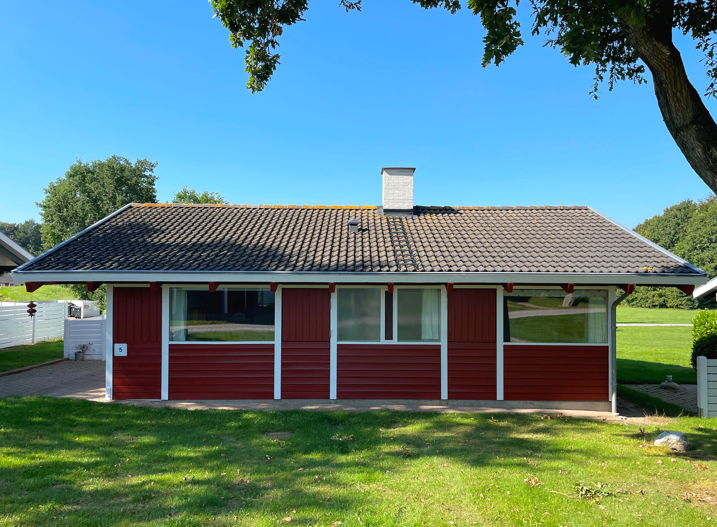Feriebolig G05 (GOLF-05) – Familievenligt sommerhus med solterrasser | Løjt Feriecenter