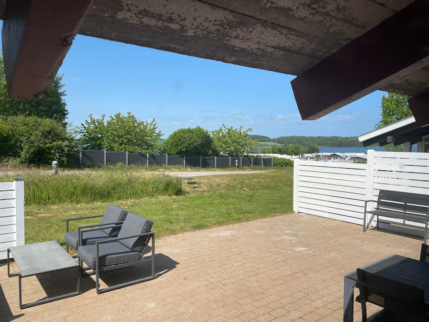 Feriebolig 15 (SOL-05) – Nyrenoveret sommerhus med havudsigt | Løjt Feriecenter